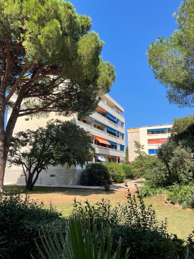 Frejus Plage - 50M2 Au Calme, Tout A Pieds Luaran gambar